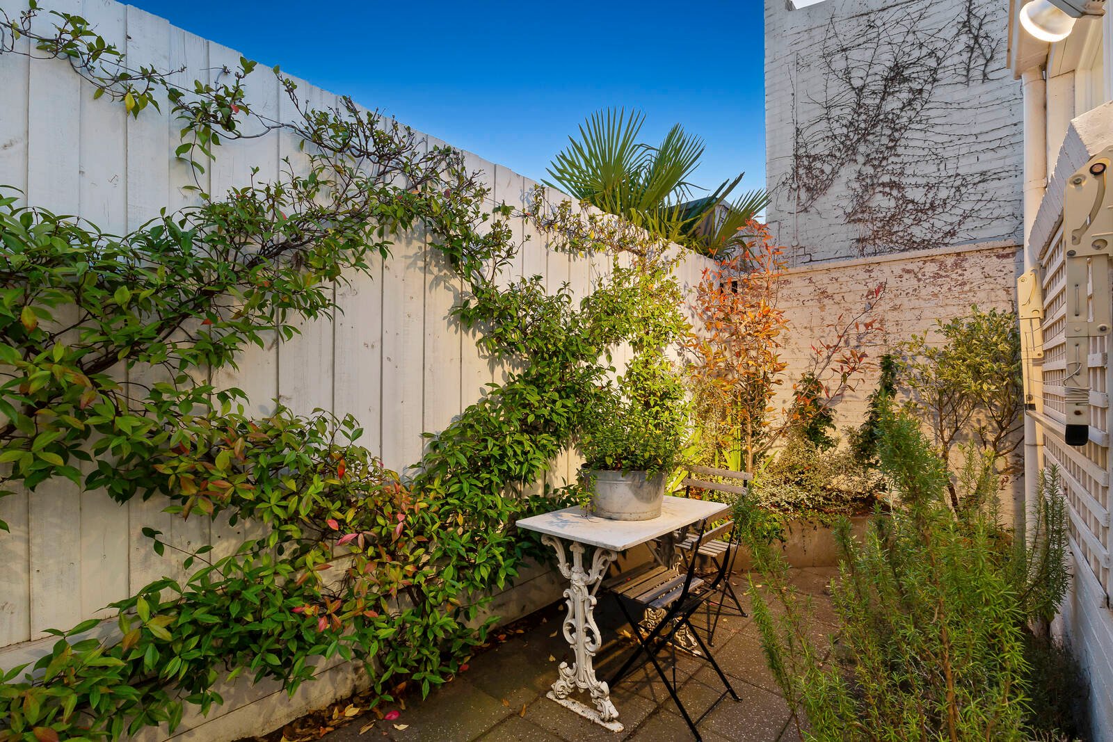 Property Gallery Thumbnail 9