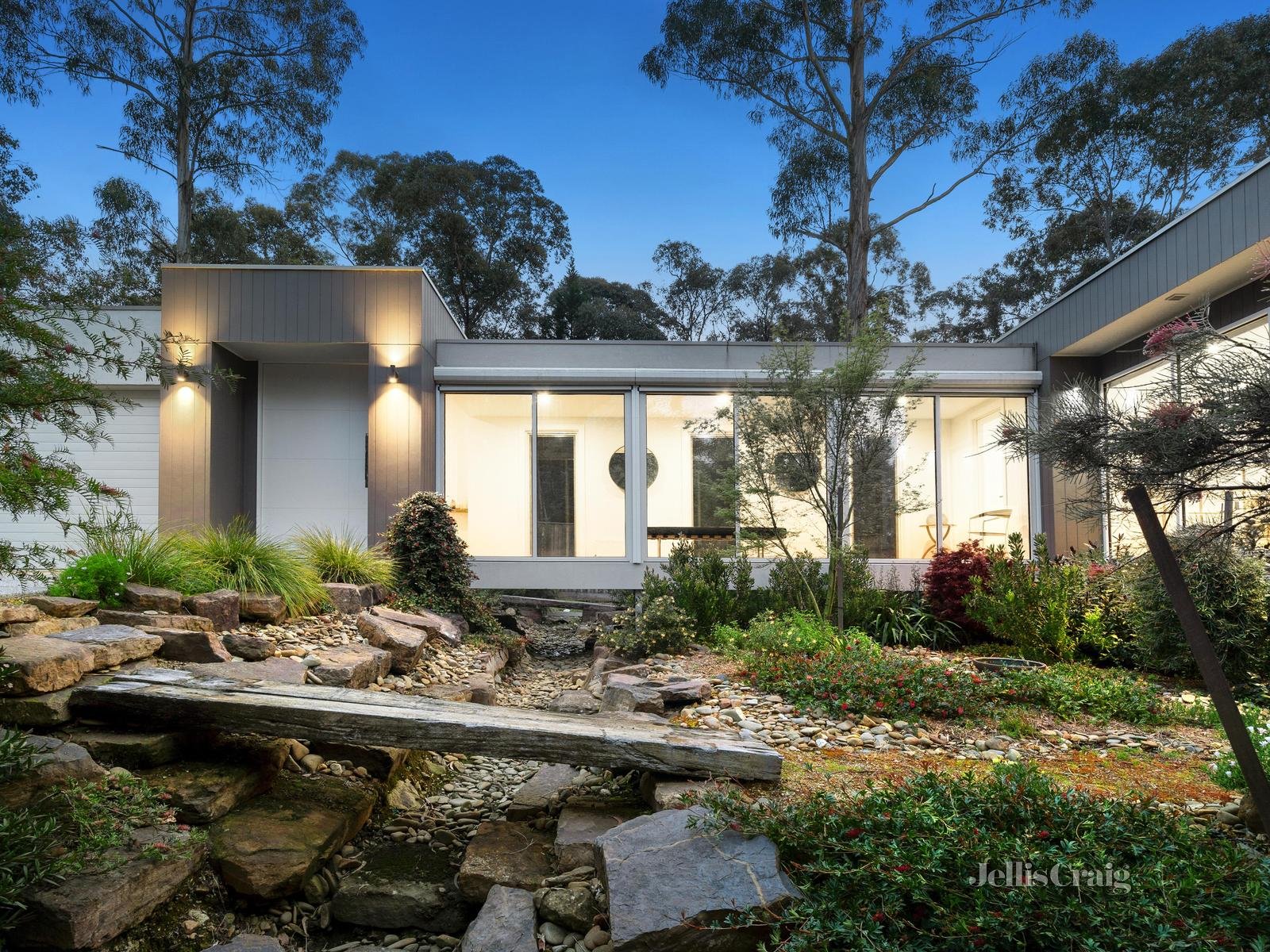 75 Melbourne Hill Road, Warrandyte image 2