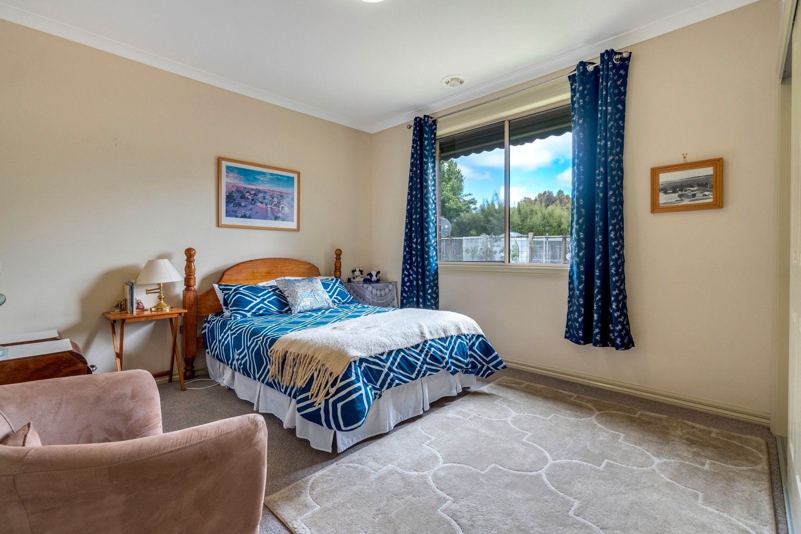 Property Gallery Thumbnail 13