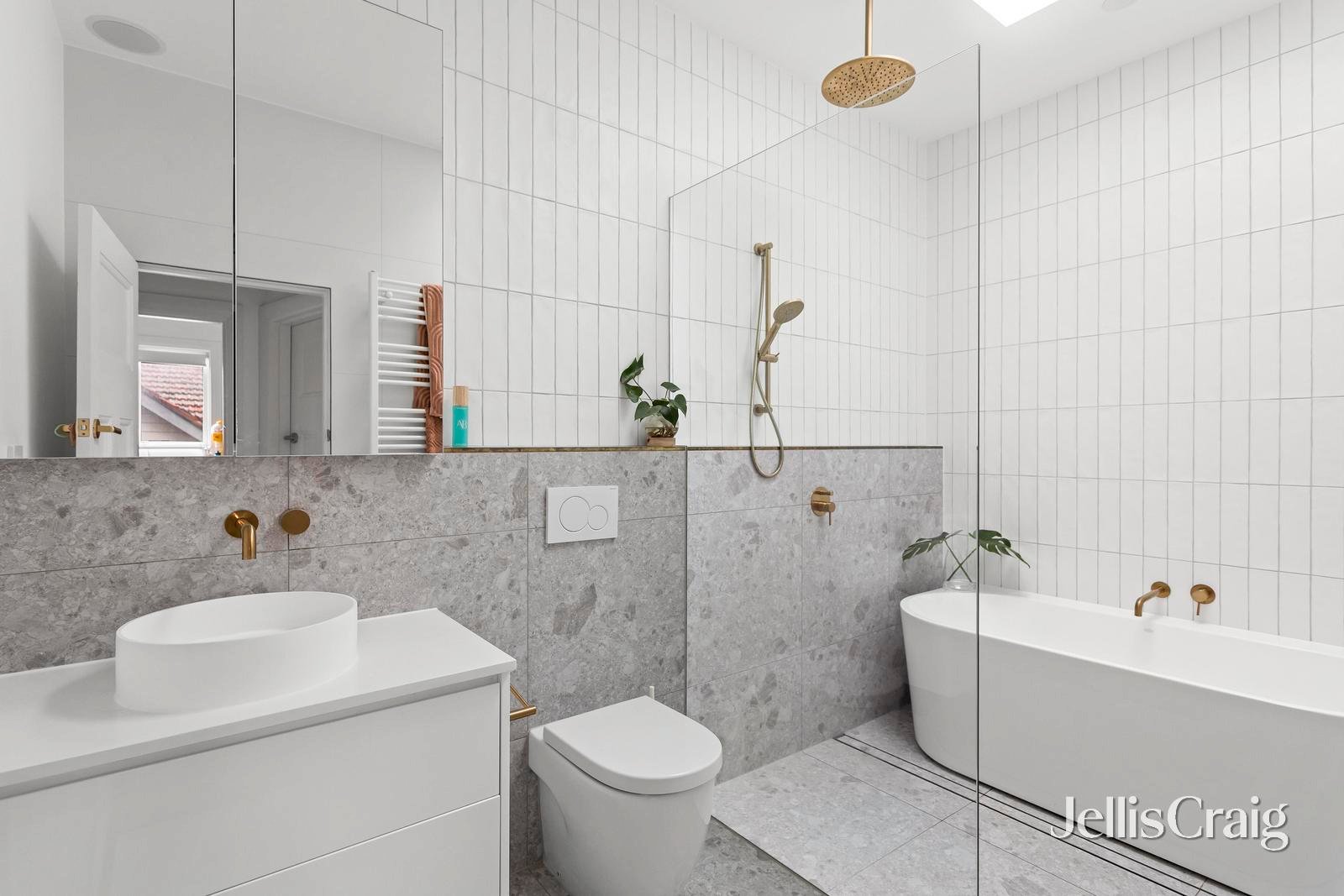 75 Ormond Esplanade, Elwood image 12