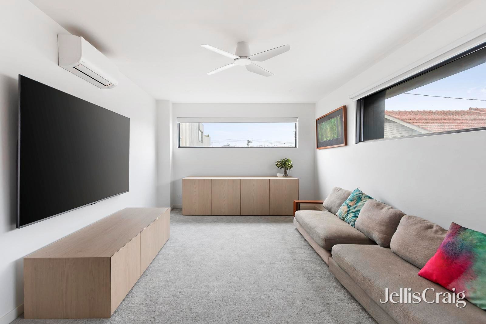 75 Ormond Esplanade, Elwood image 14