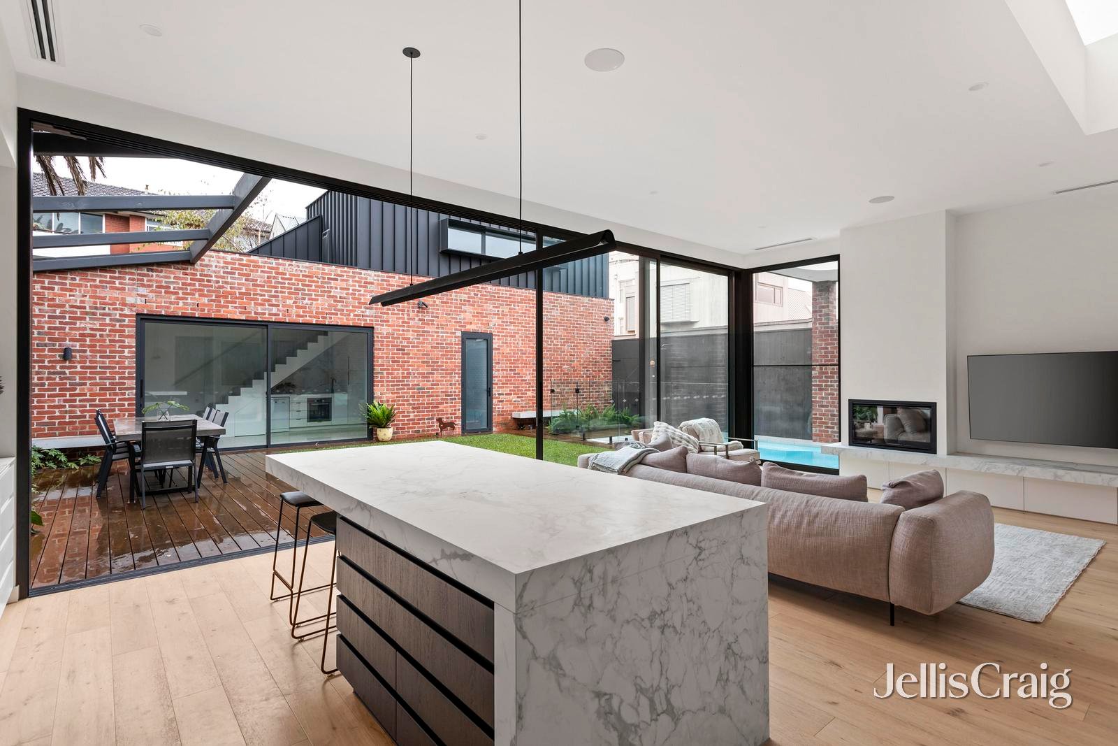75 Ormond Esplanade, Elwood image 18