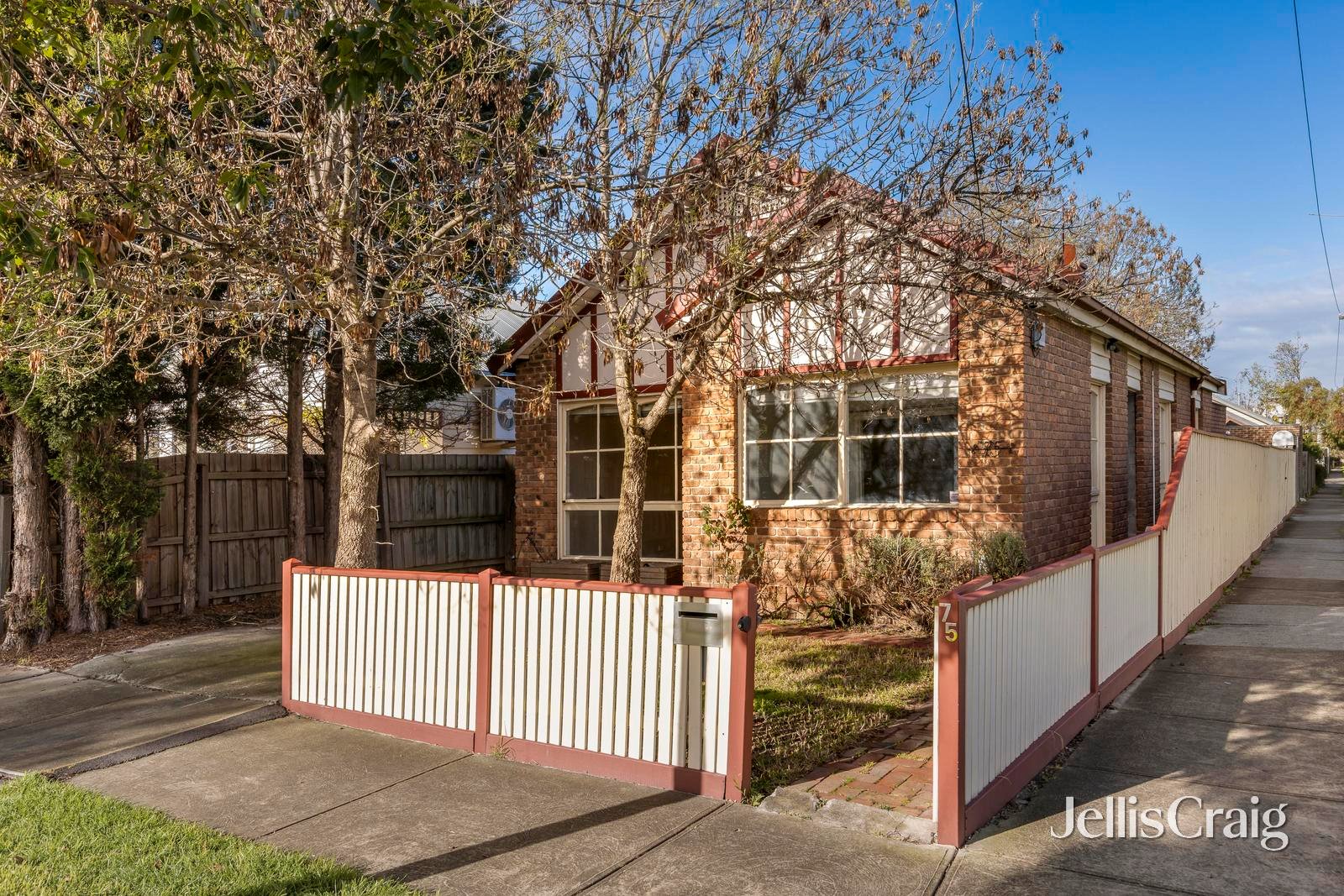 75 Rennie Street, Thornbury image 1