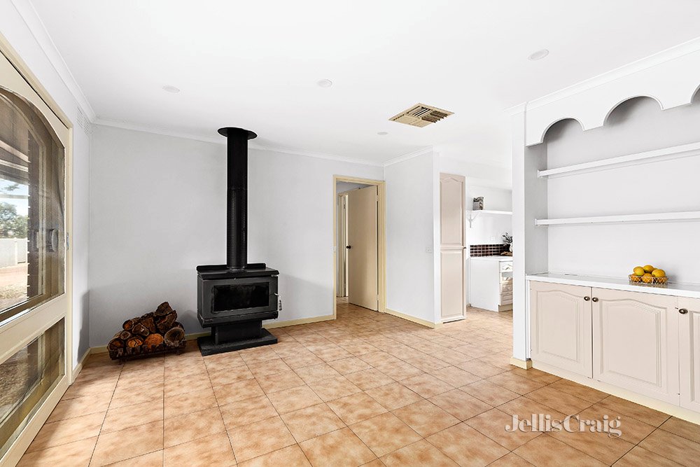 75 River Avenue, Plenty image 3