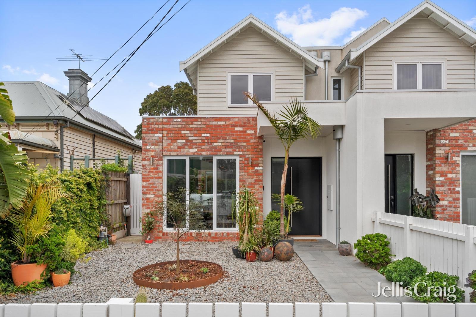 75 Schutt Street, Newport image 1
