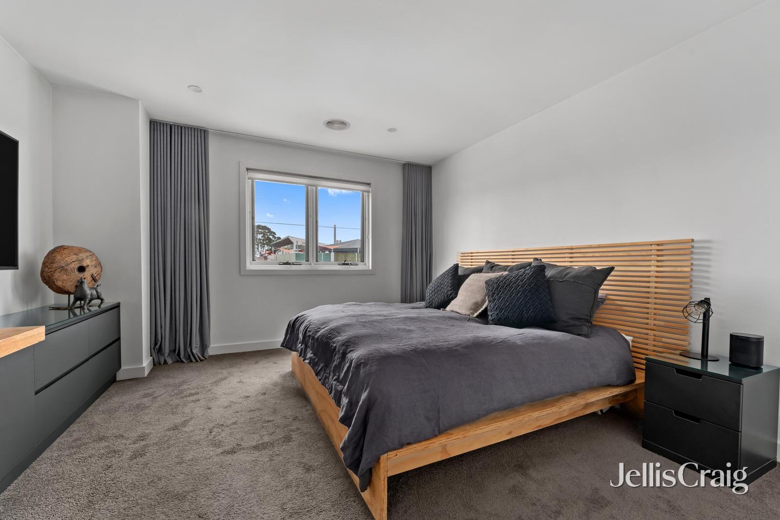 75 Schutt Street, Newport image 11