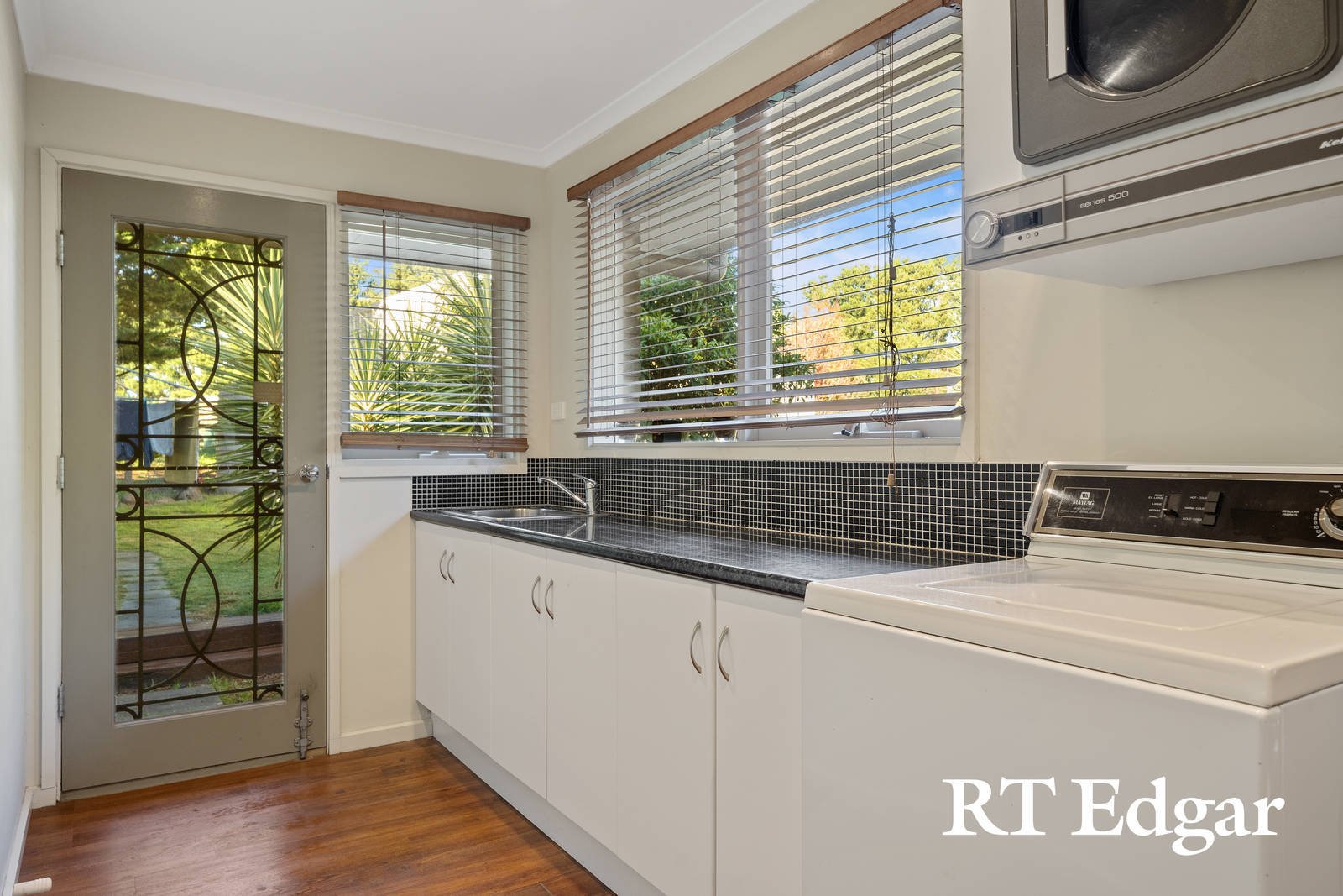 Property Gallery Thumbnail 14