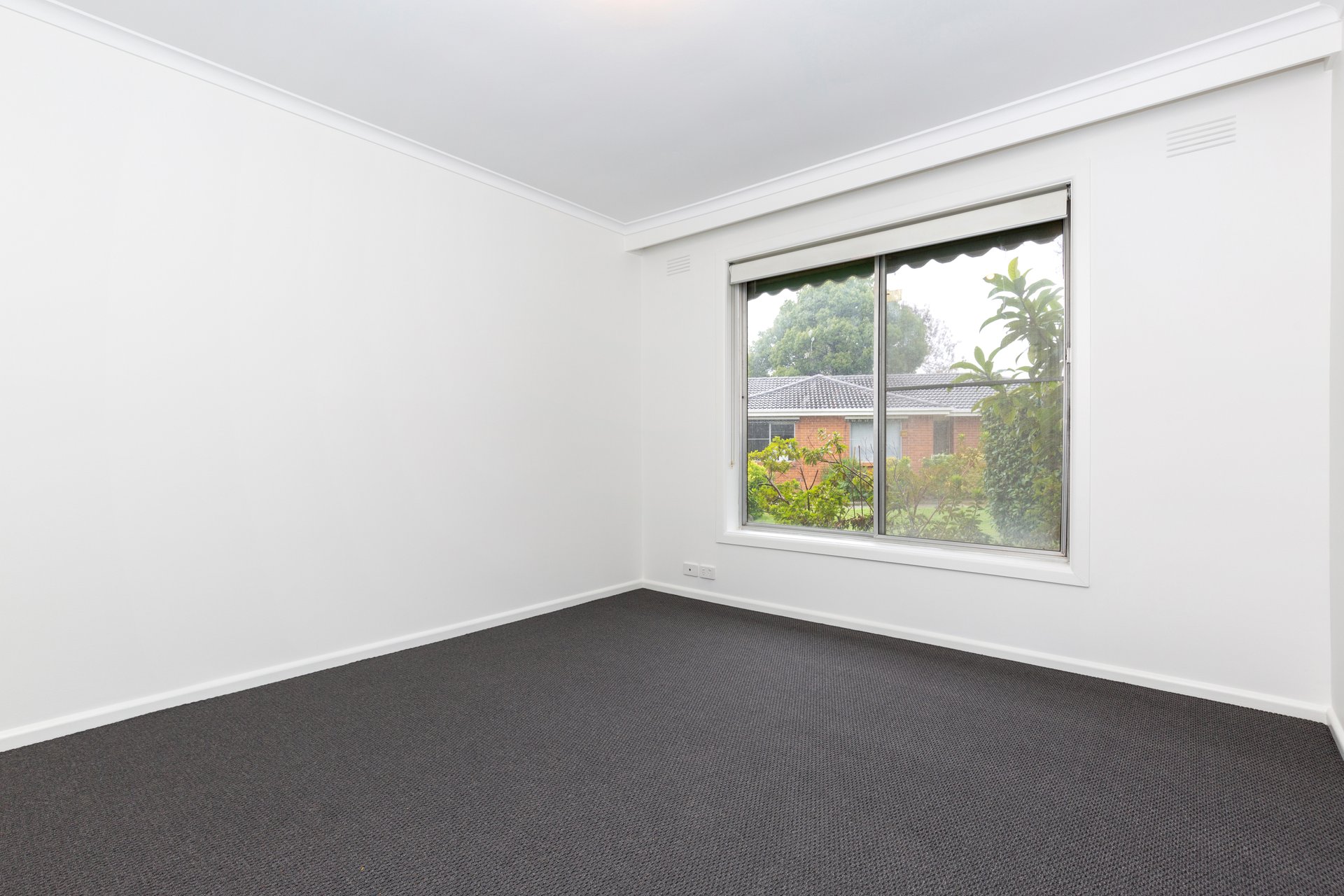 7/5 Travellyn Court, Blackburn South image 3