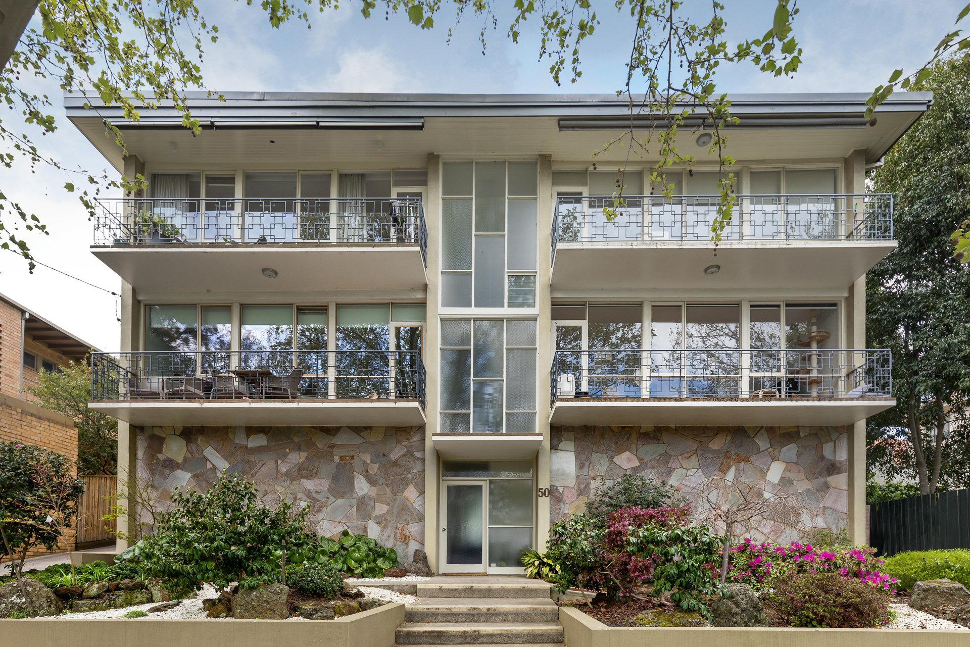 7/50 Grange Road, Toorak image 2