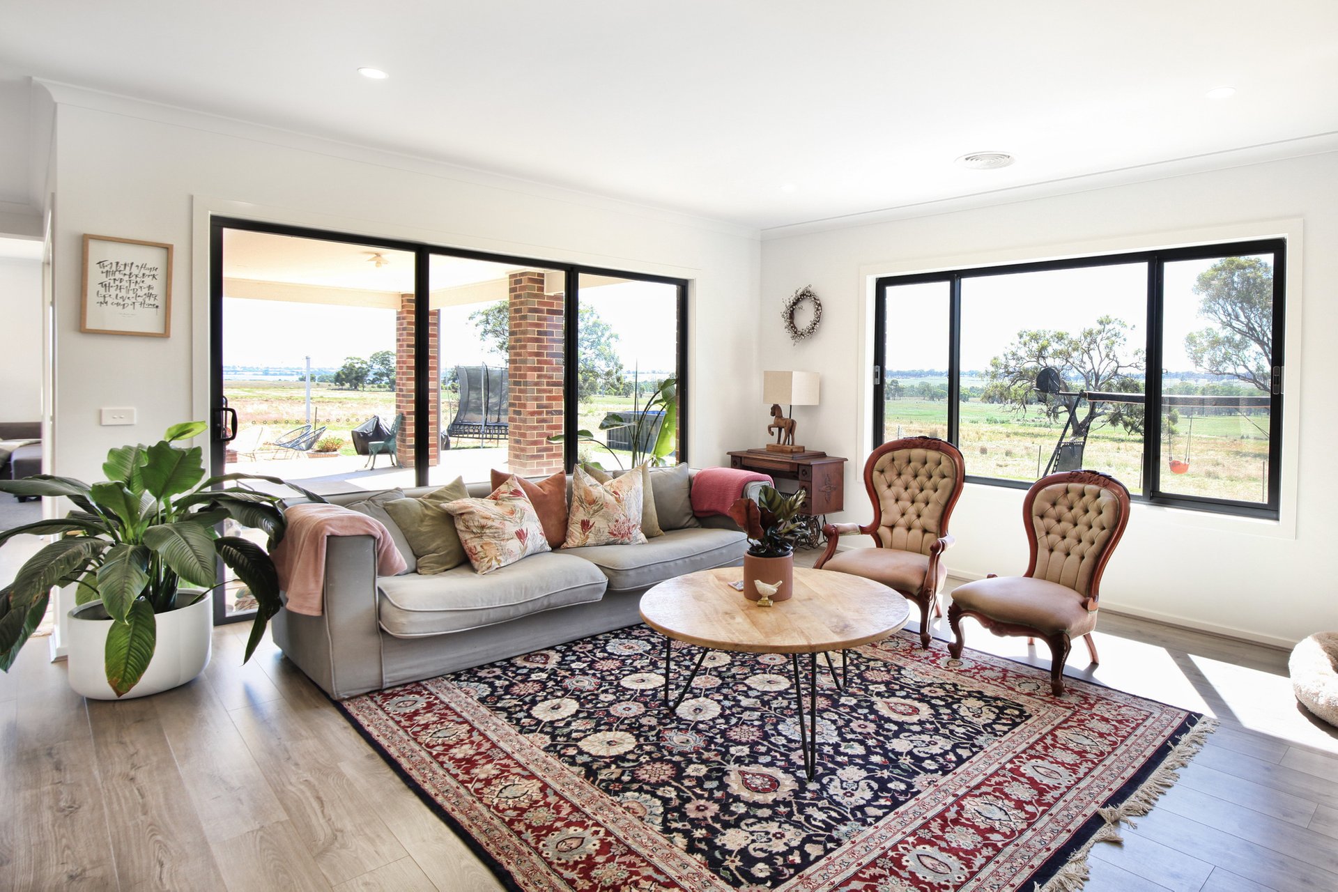 Property Gallery Thumbnail 9