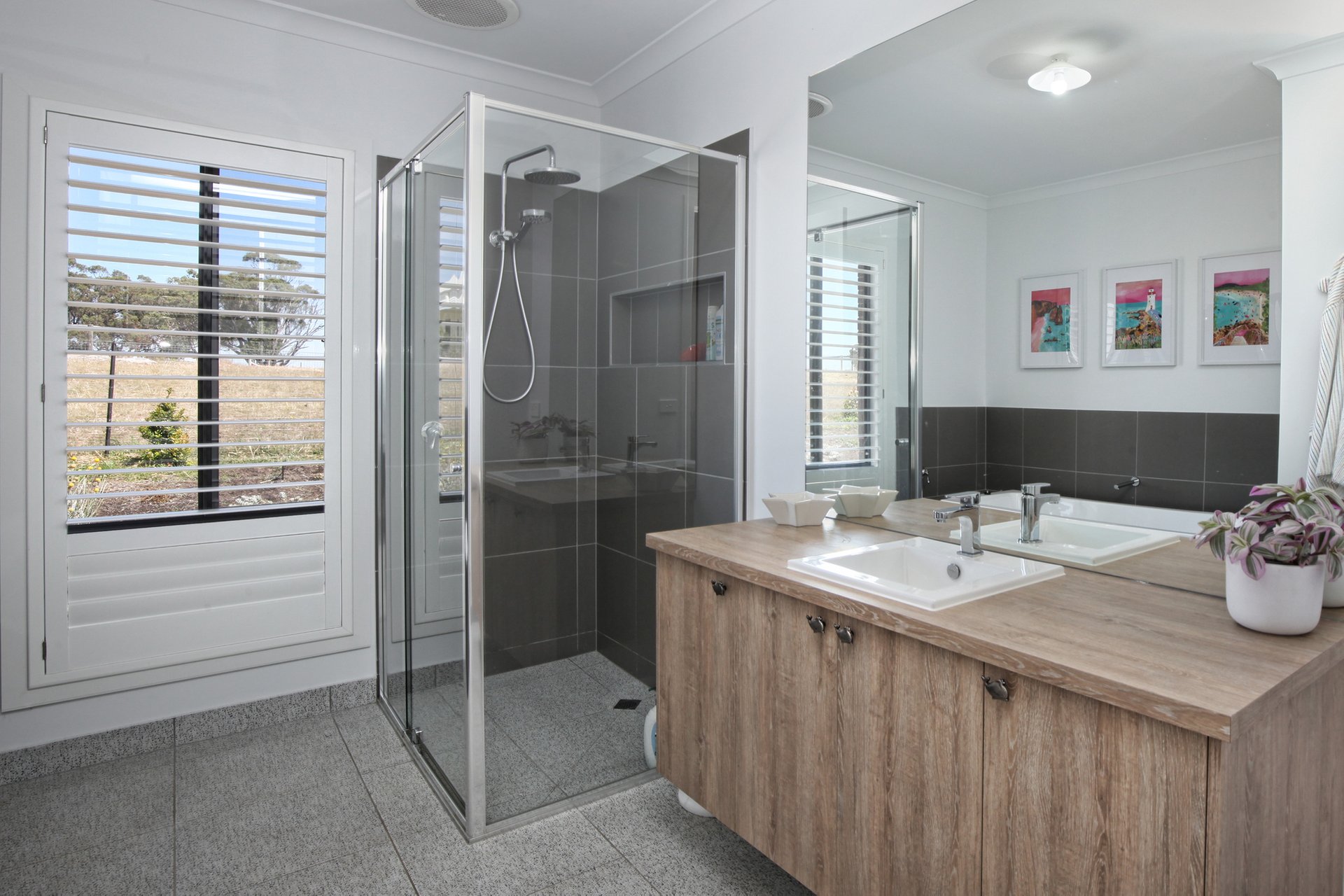 Property Gallery Thumbnail 14