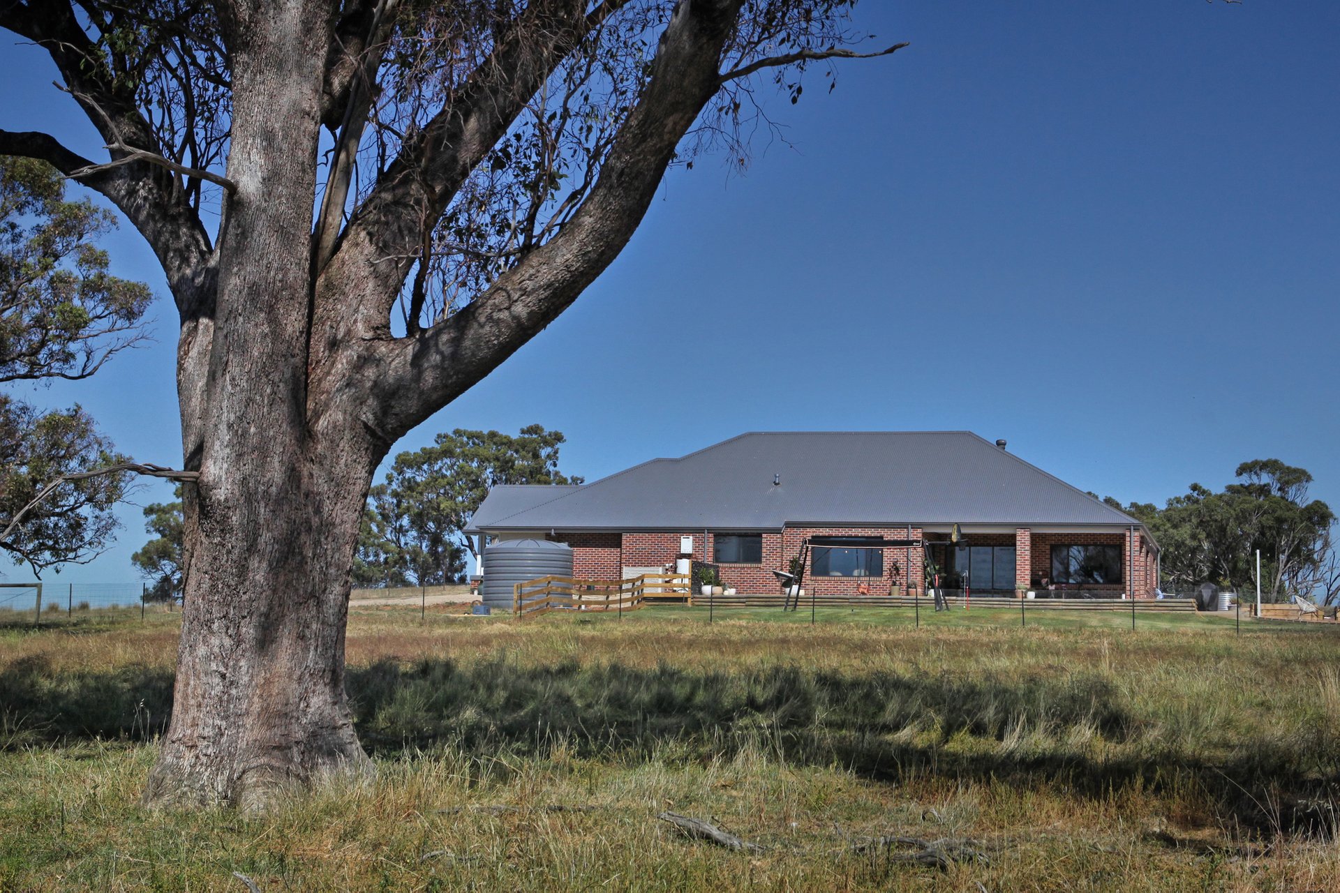 Property Gallery Thumbnail 17