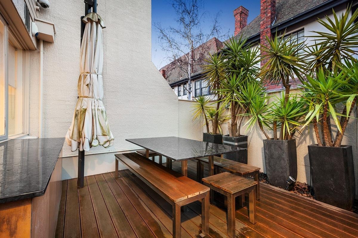 7/518 Toorak Road, Toorak image 9