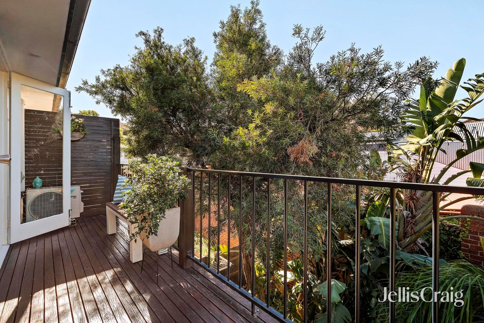 7/52 Clyde Street, St&nbsp;Kilda image 5