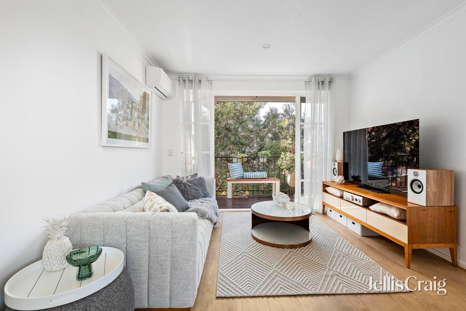 7/52 Clyde Street, St&nbsp;Kilda image 6