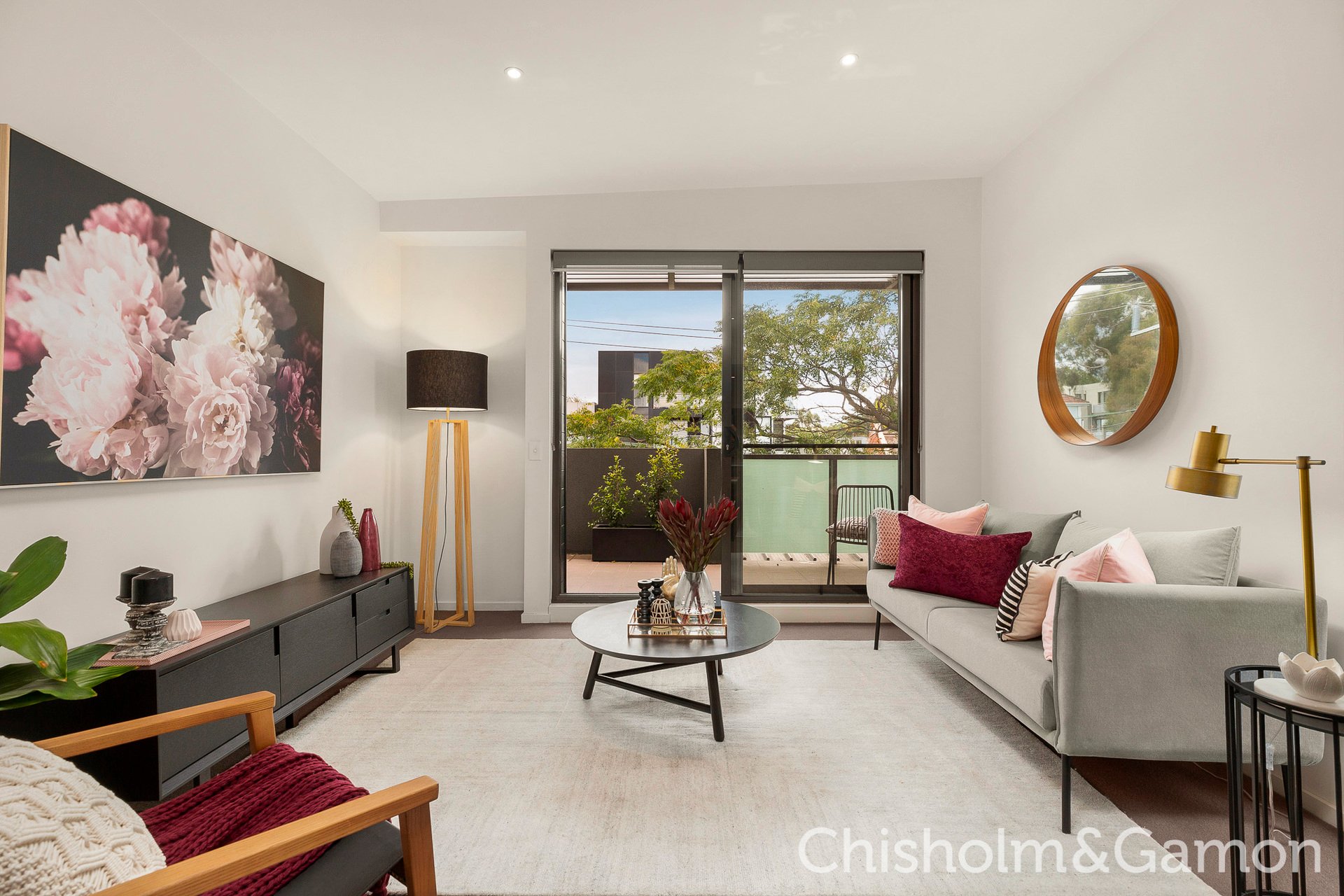 7/570 Glenferrie Road, Hawthorn image 2