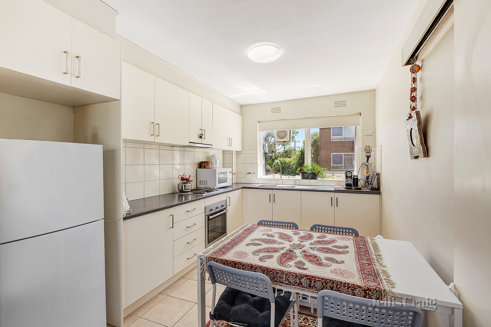 7/583 Glenferrie Road, Hawthorn image 3