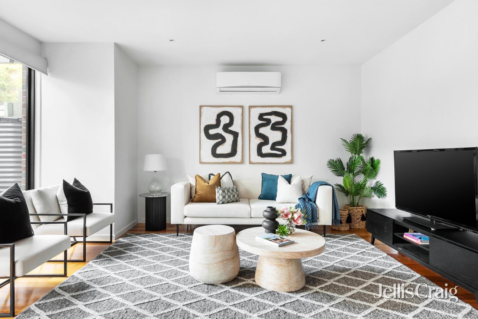 75B Nepean Highway, Mentone image 2