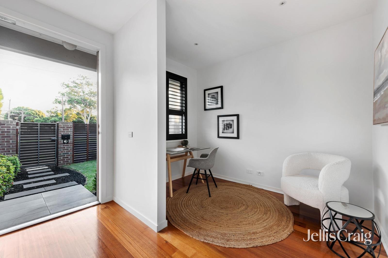 75B Nepean Highway, Mentone image 13