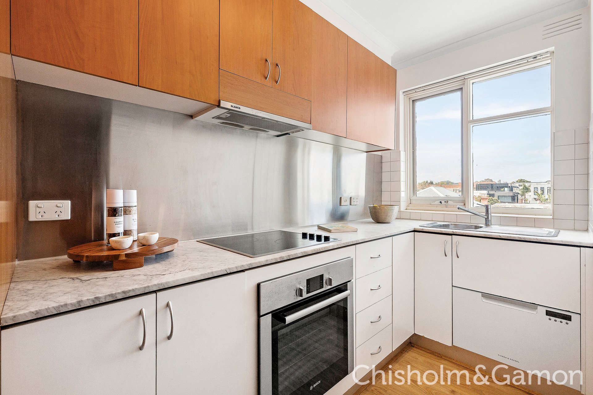 7/6-8 Cyril Street, Elwood image 4