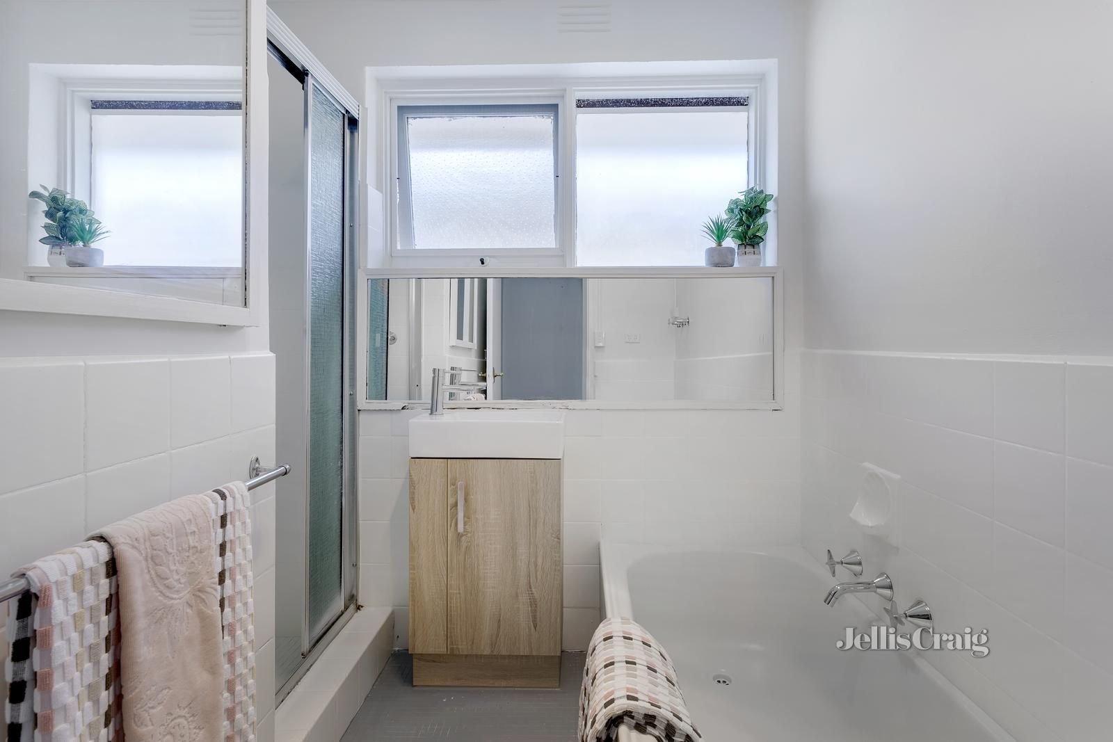 7/6 Brentwood Street, Bentleigh image 8