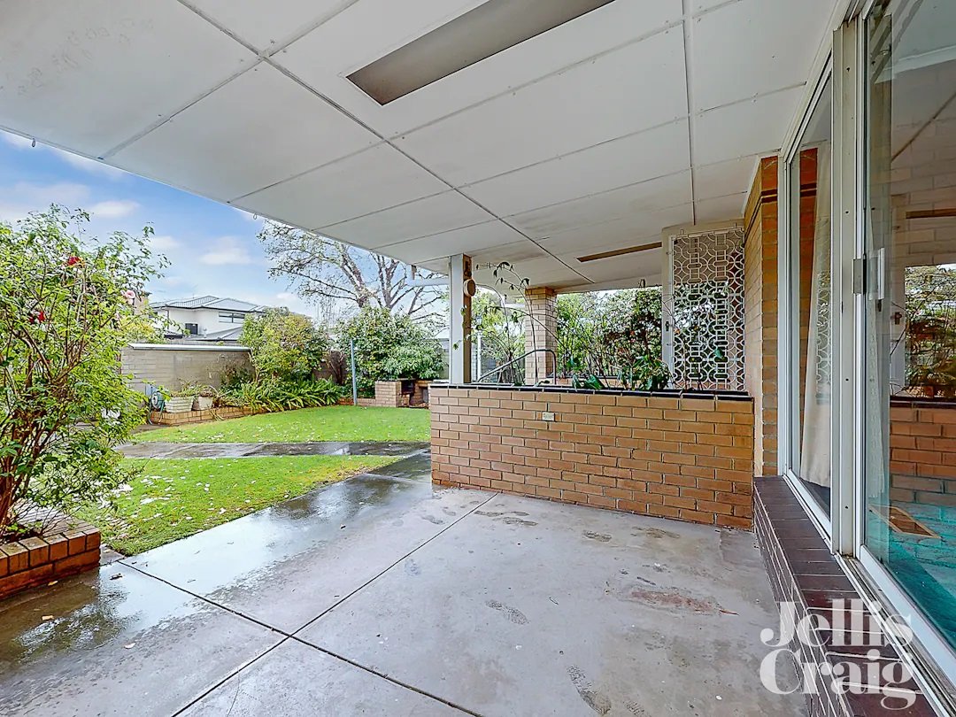 76 Brooks Street, Bentleigh East image 10