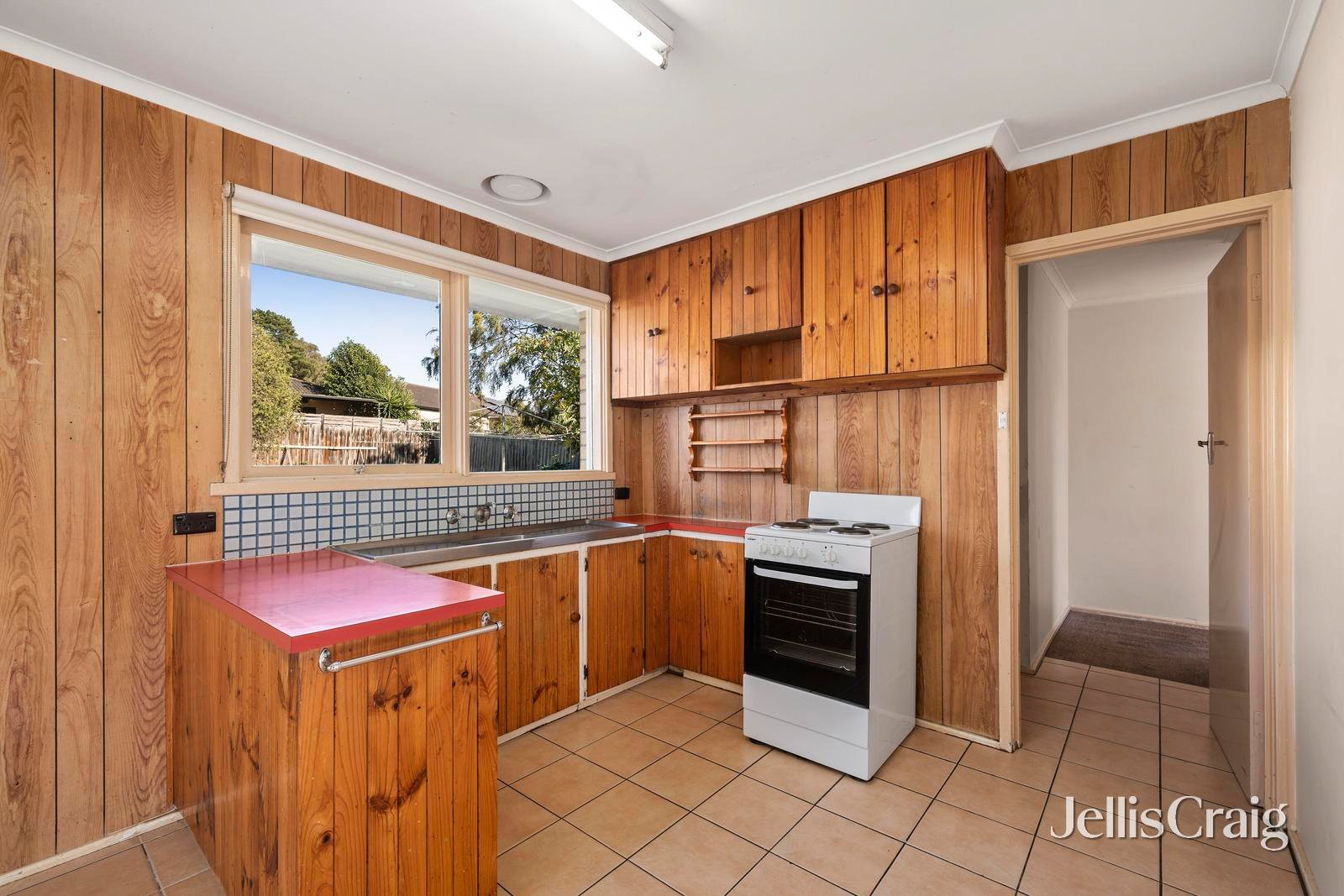 76 Dryden Concourse, Mooroolbark image 4