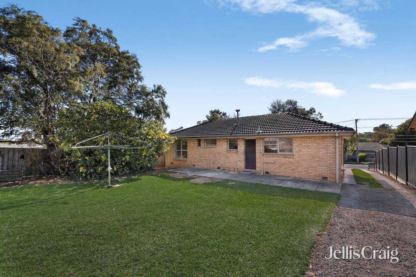 76 Dryden Concourse, Mooroolbark image 11