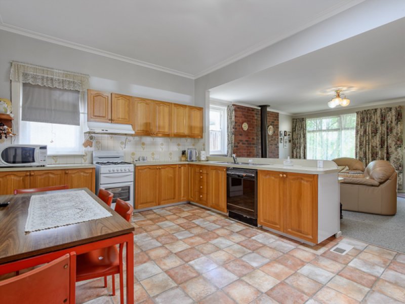 76 Dunloe Ave, Mont Albert North image 5