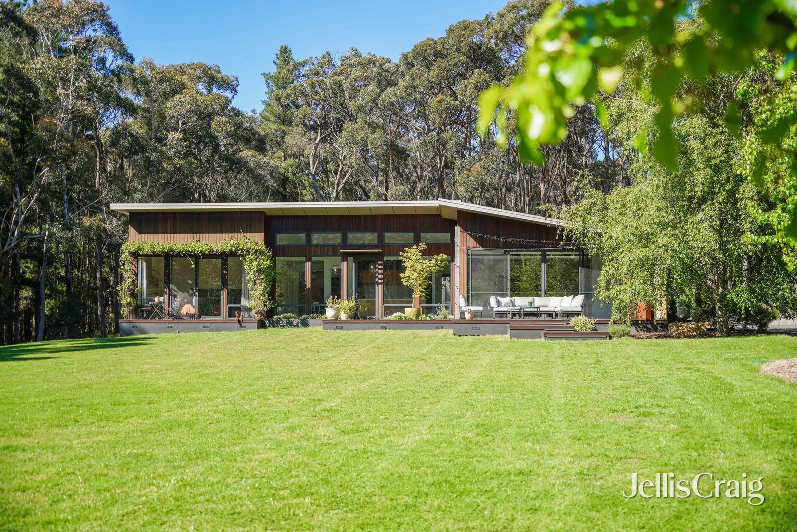 76 Greig Court, Woodend image 1