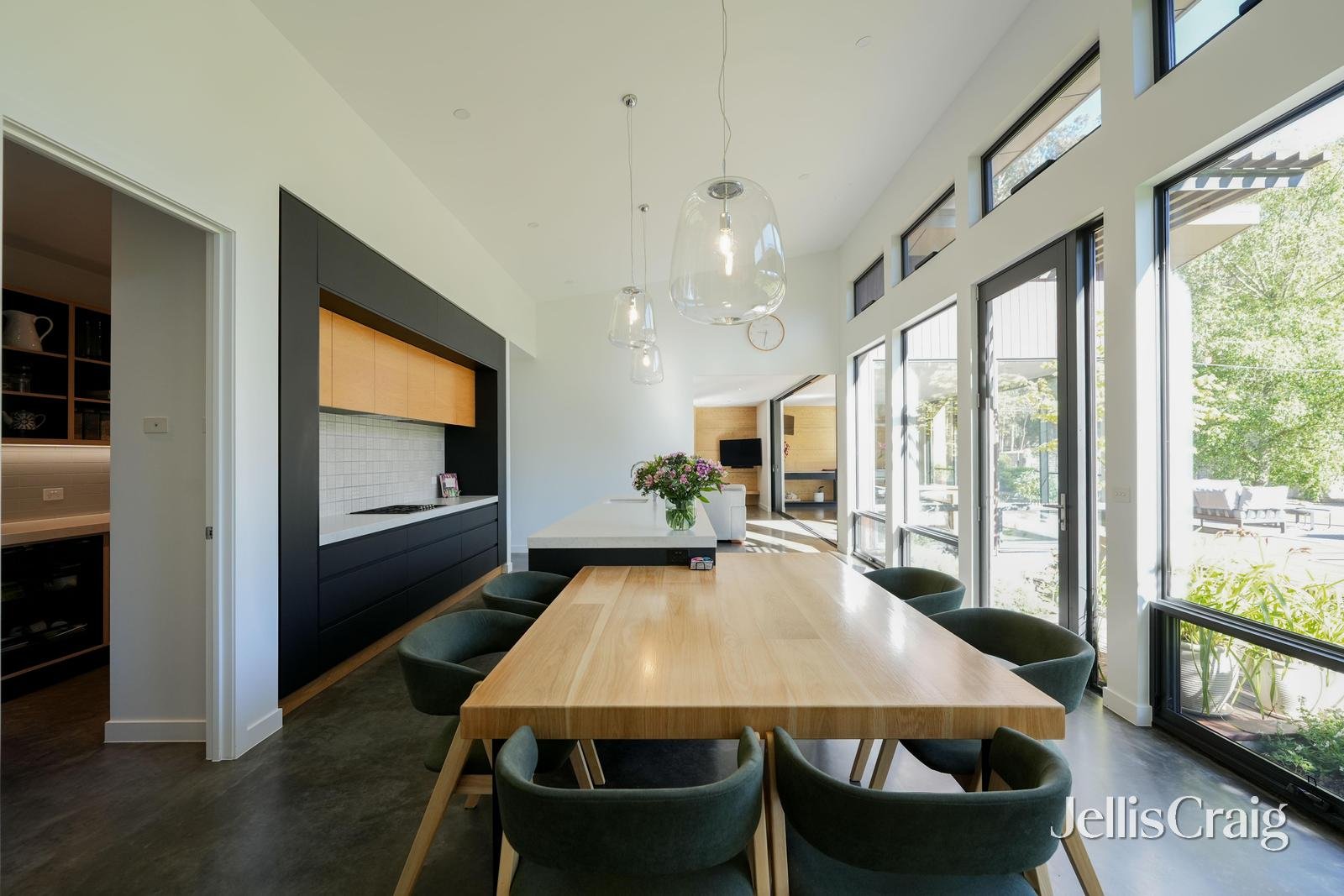 76 Greig Court, Woodend image 2