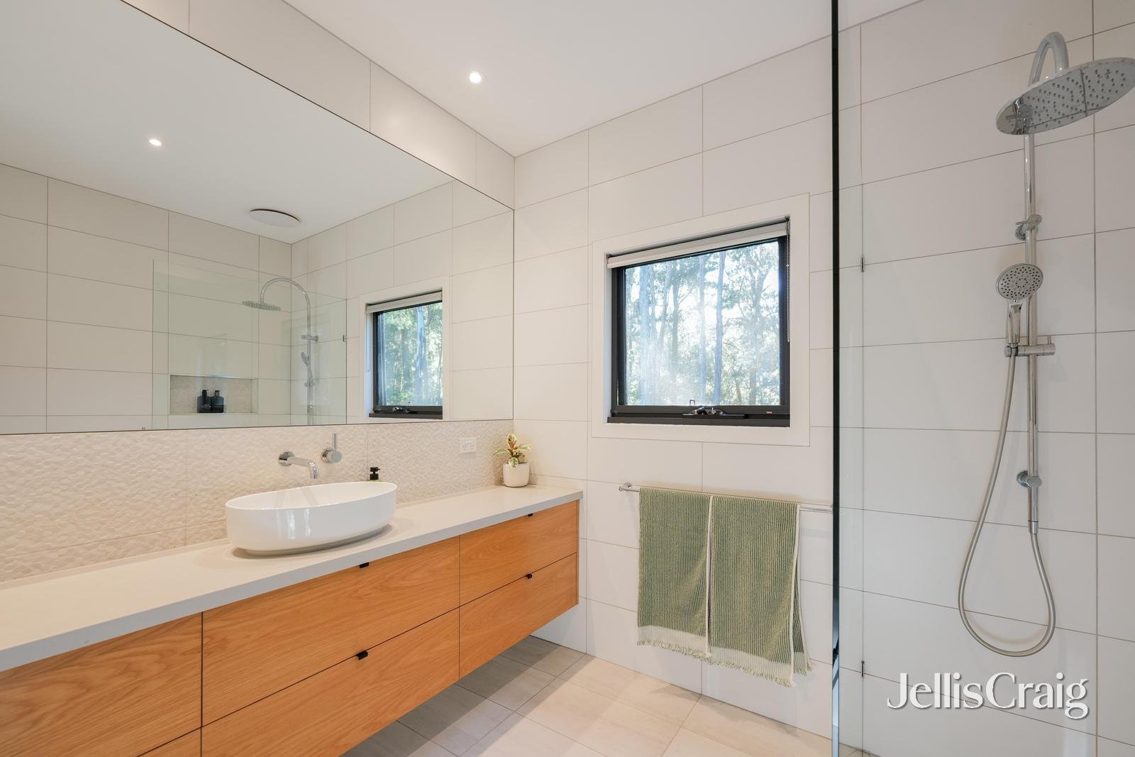 76 Greig Court, Woodend image 12