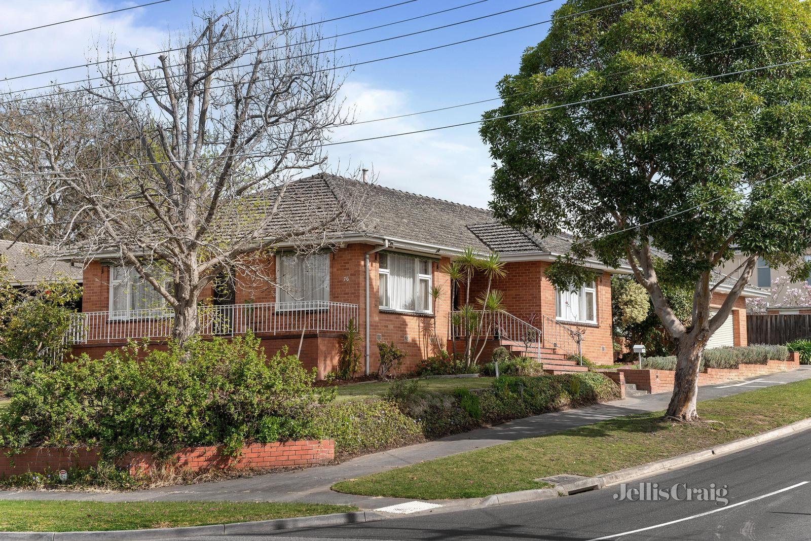 76 Greythorn Road, Balwyn North image 2