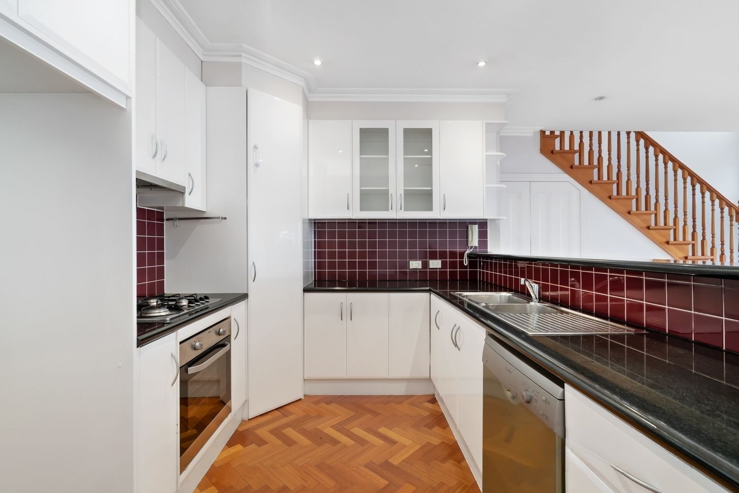 76 Hambleton Street, Middle Park image 2