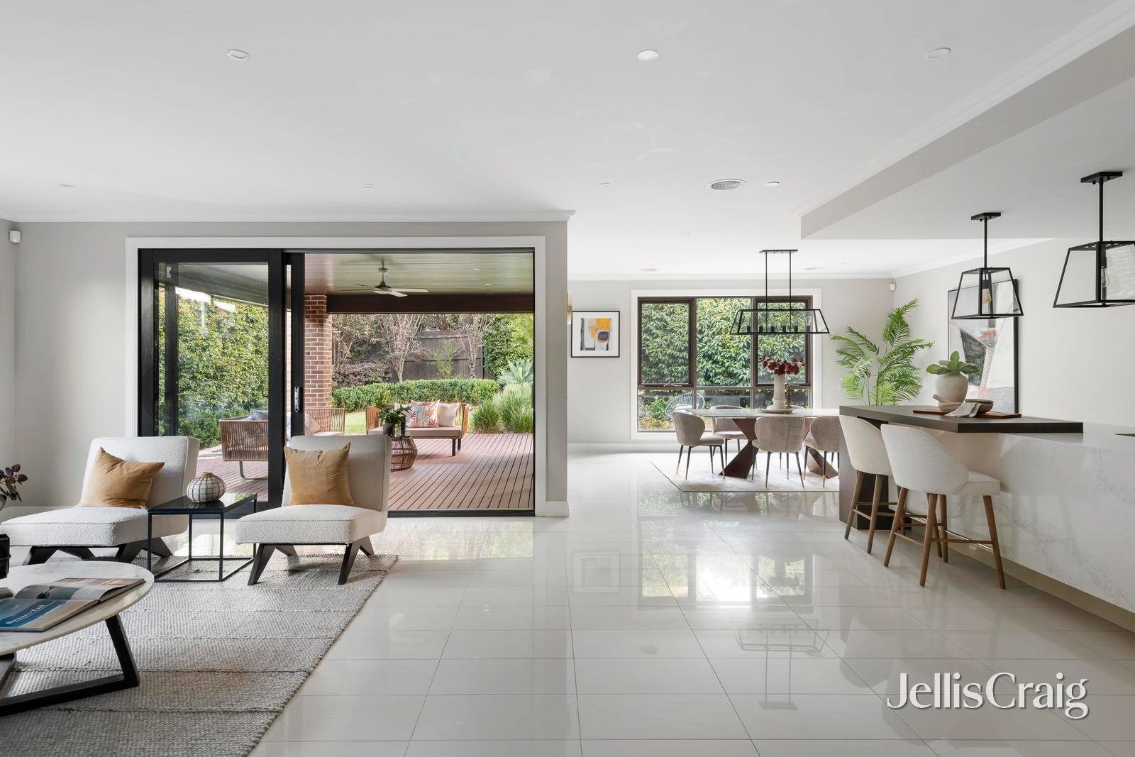 76 Harp Road, Kew image 4