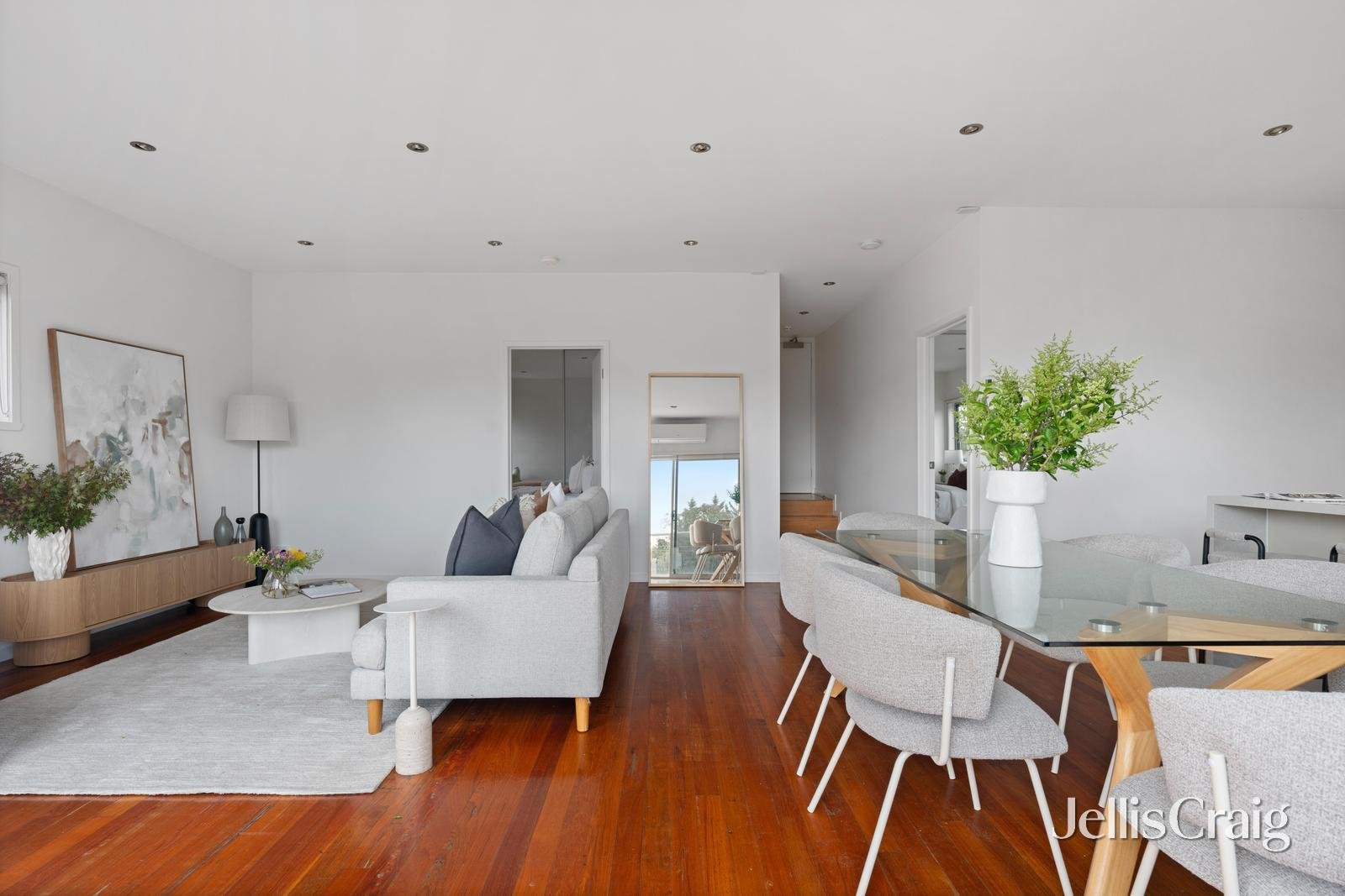 76 Hopetoun Avenue, Brunswick West image 2