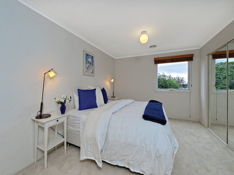 76 Landcox Street, Brighton East image 7