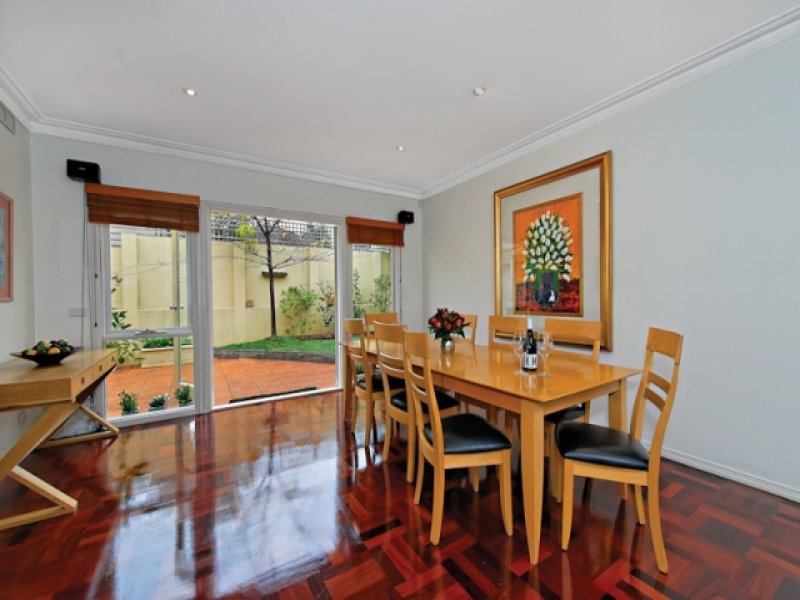 76 Landcox Street, Brighton East image 8