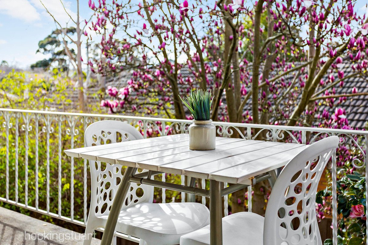7/6 Leopold Crescent, Mont Albert image 4