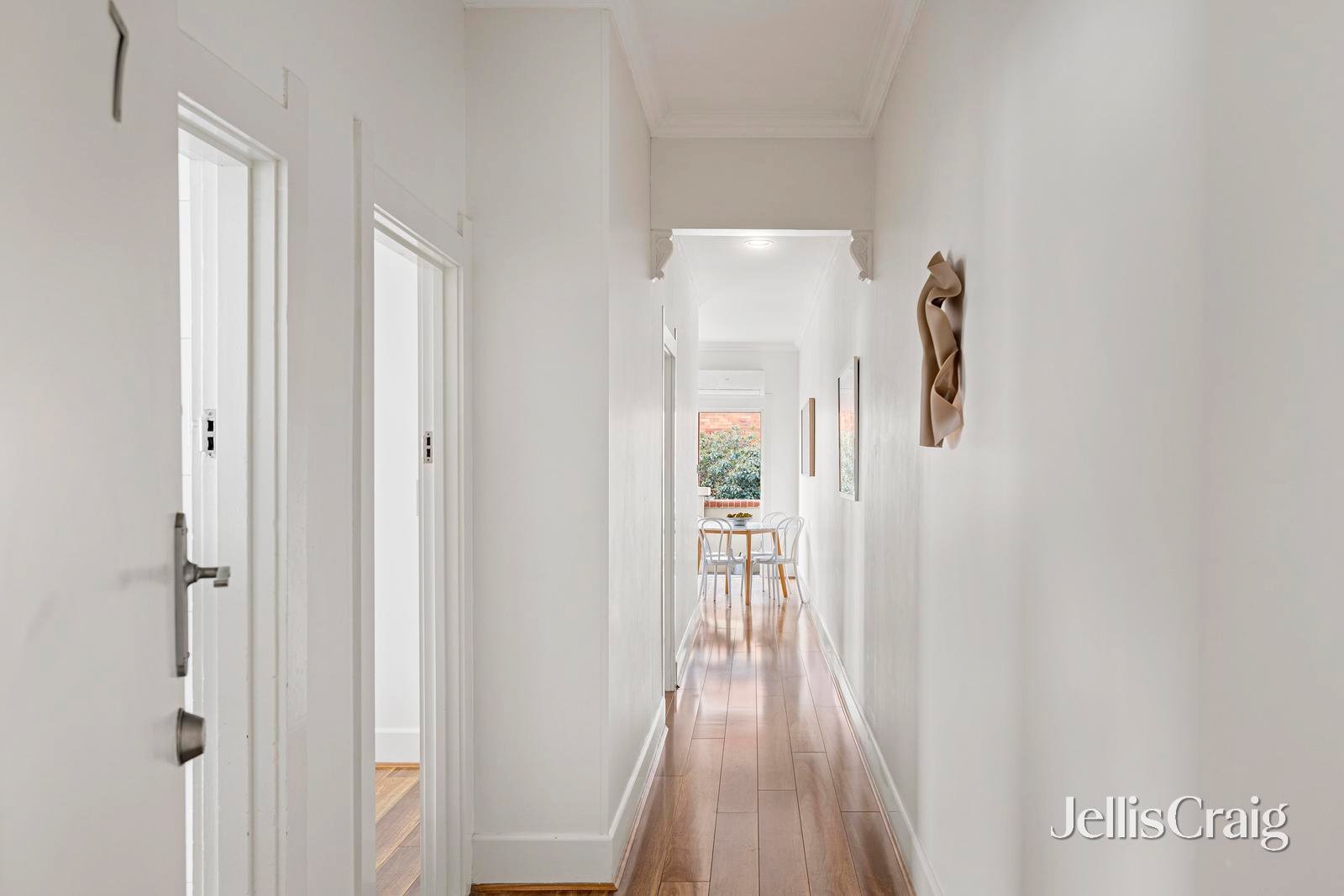 7/6 May Street, Elwood image 2