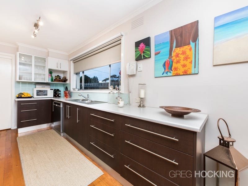 76 Millers Road, Seaholme image 4