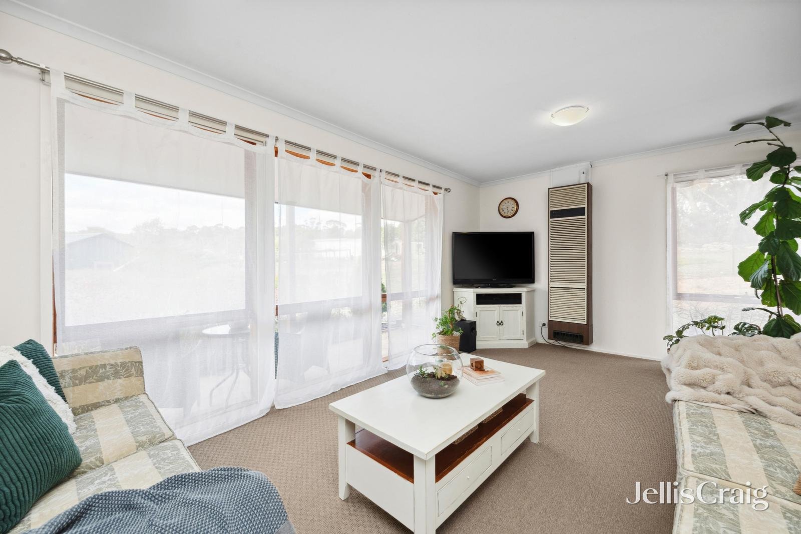 76 Moscript Street, Campbells&nbsp;Creek image 7