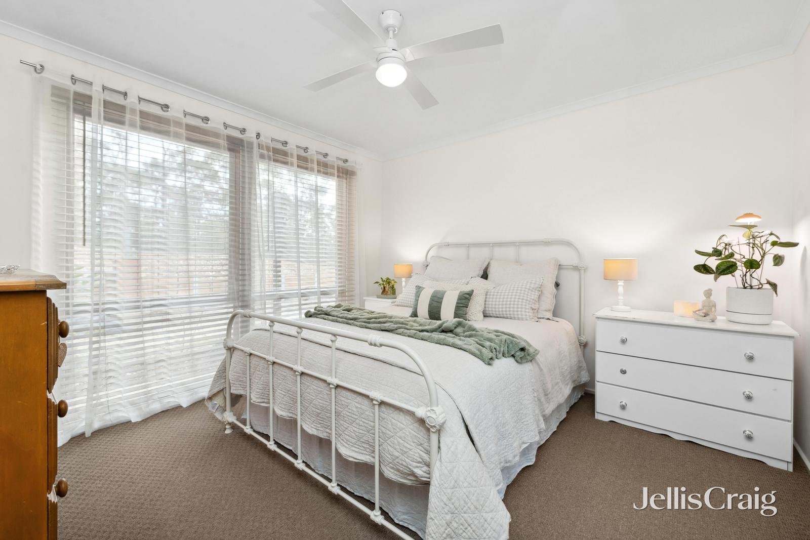 76 Moscript Street, Campbells&nbsp;Creek image 8