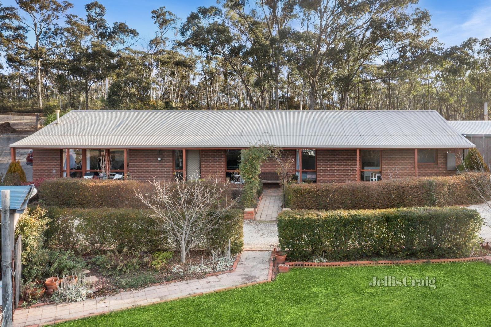76 Moscript Street, Campbells Creek image 1
