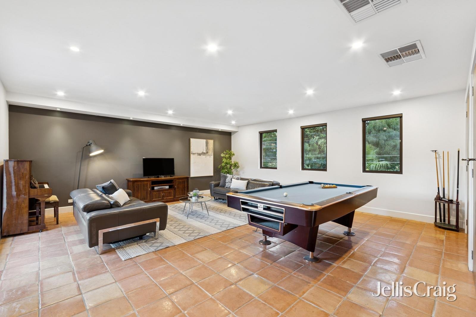 76 Old Warrandyte Road, Donvale image 8