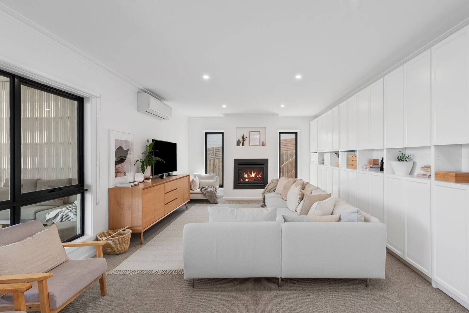 Property Gallery - Main Image