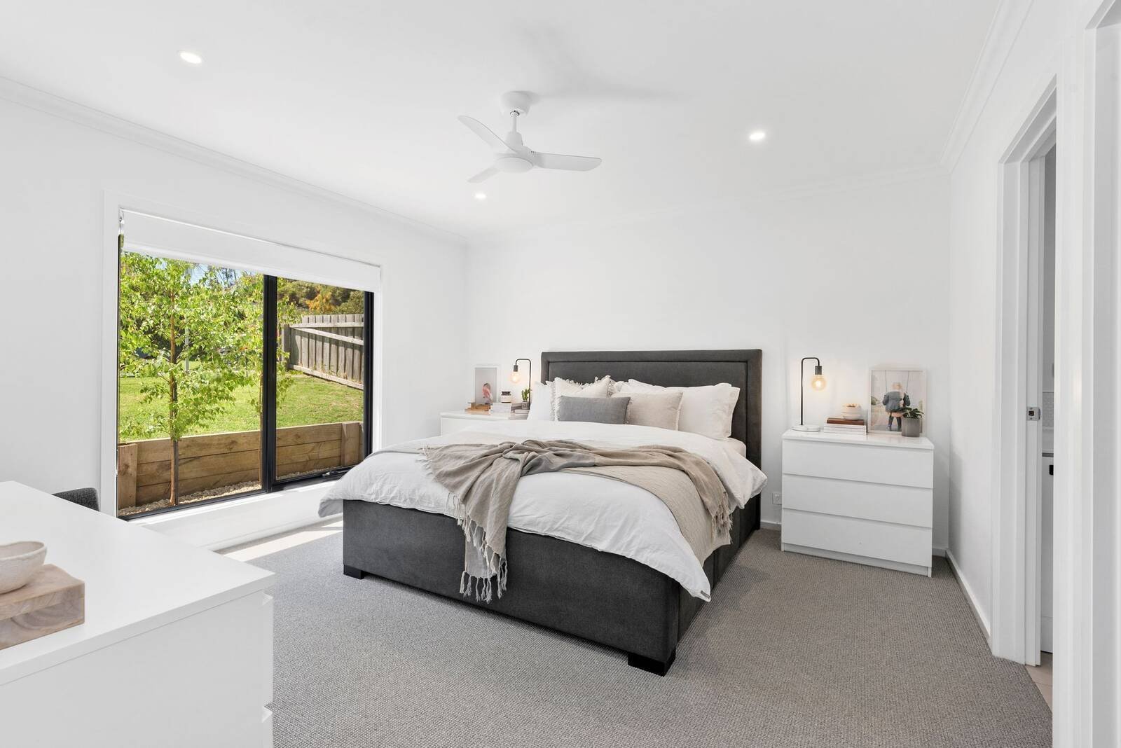 Property Gallery Thumbnail 11