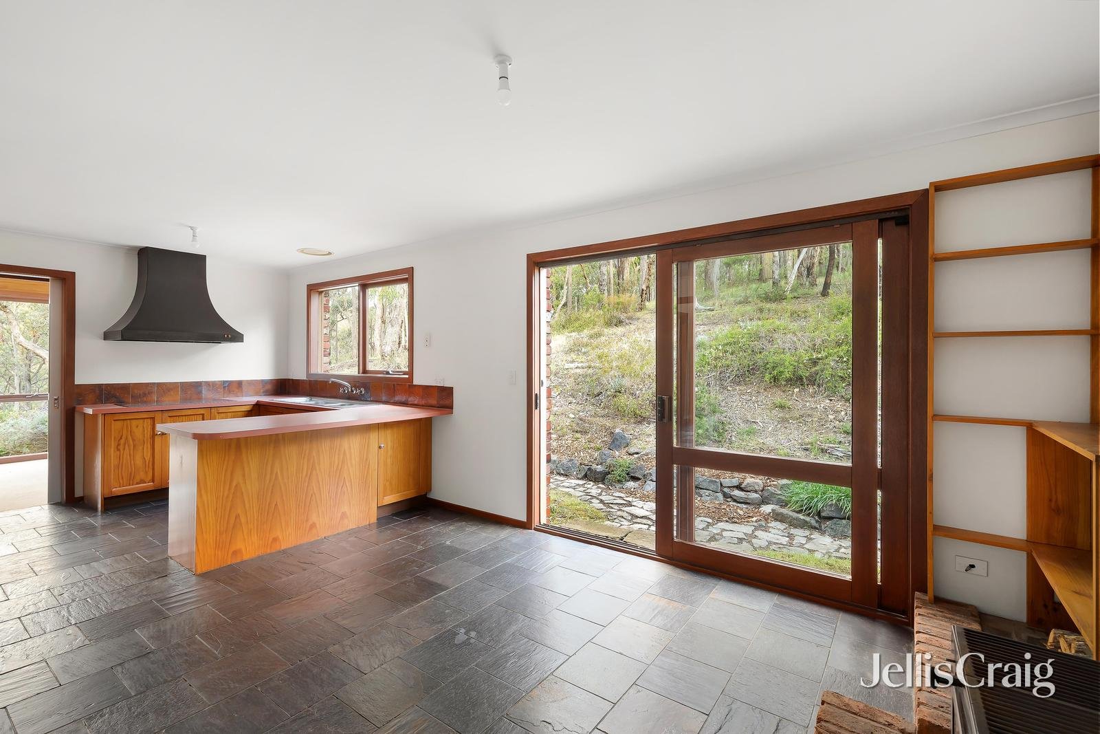 76 St Andrews Street, St Andrews image 7