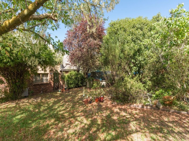 76 Taylor Road, Mooroolbark image 9