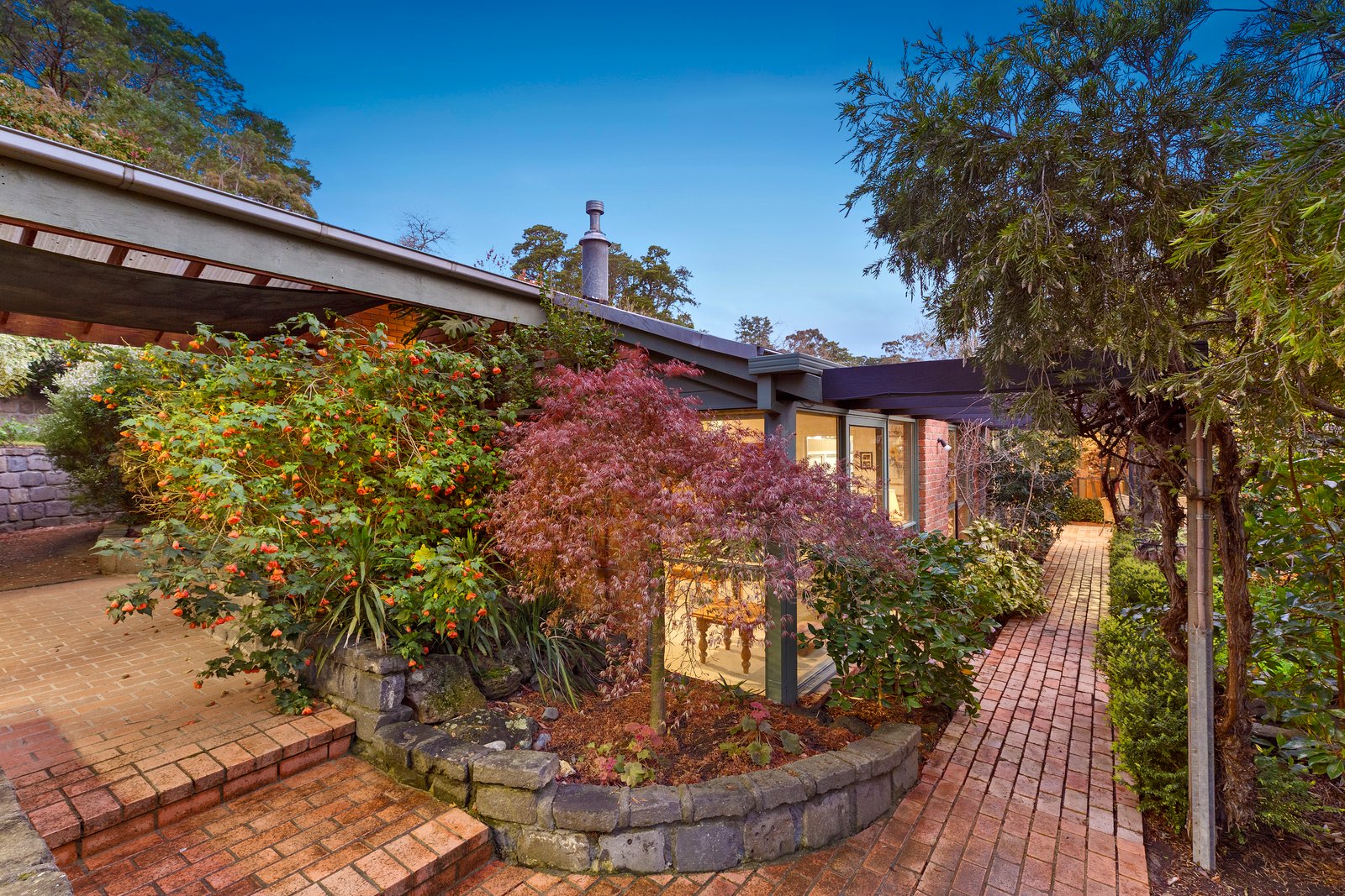 Property Gallery Thumbnail 8